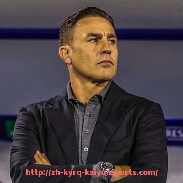 ky开云-英超球员劳伦斯的赛季表现与社交媒体反响